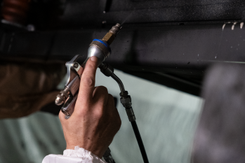 Undercoating using a spray gun